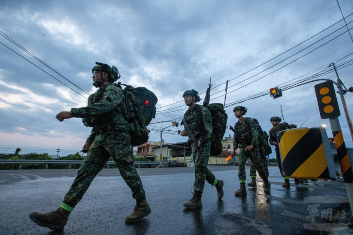陸軍特種作戰指揮部特戰第三營完成「戰術任務訓練」。（軍聞社記者莊家宏攝）