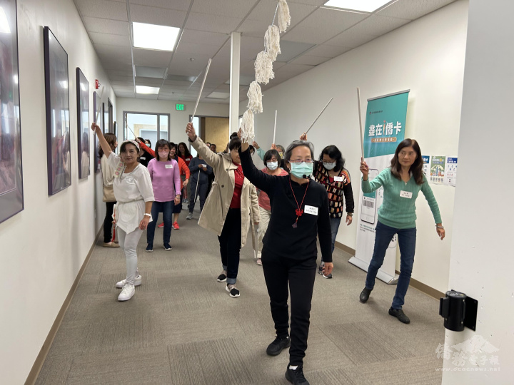 老師們實體演練