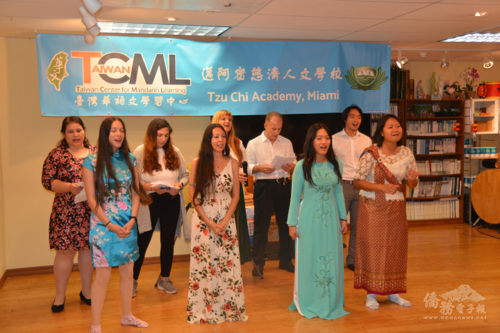 TCML students performed two popular Mandarin songs to the audience.