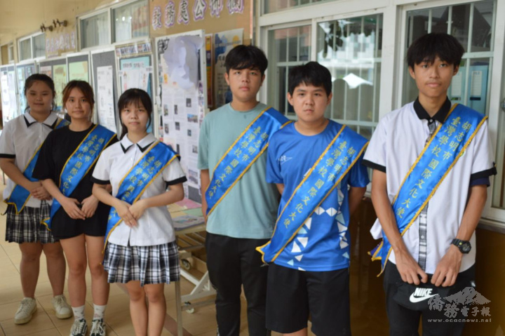 臺校熱心「文化大使」詳細介紹今日活動