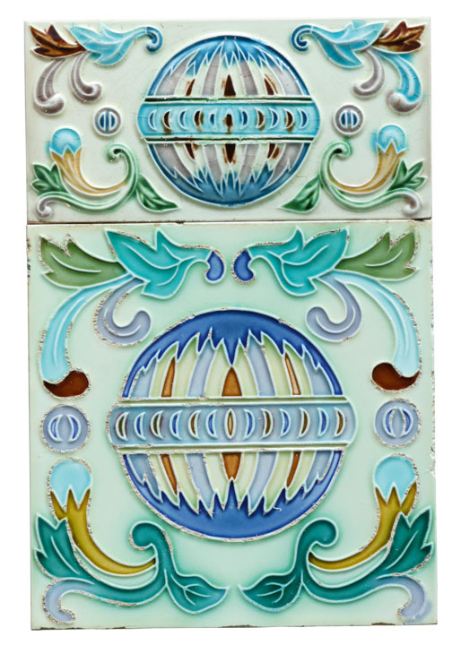 馬約利卡磁磚色彩豐富，在各國都發展出在地的圖樣。