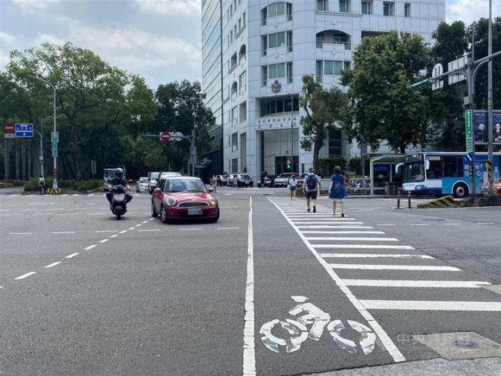 A driver stops before a pedestrian crosswalk in Taipei in this undated photo. 