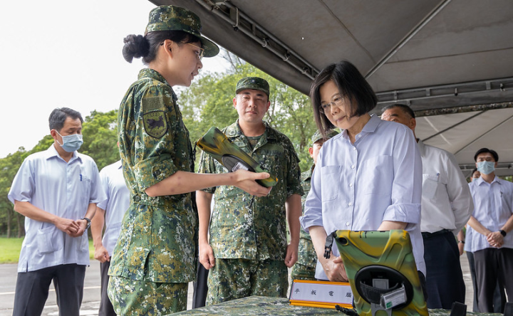 總統勗勉「陸軍三支部運輸兵群」