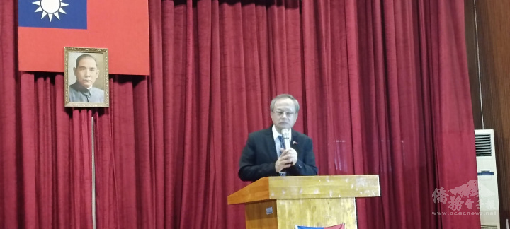 校長江春仁致詞