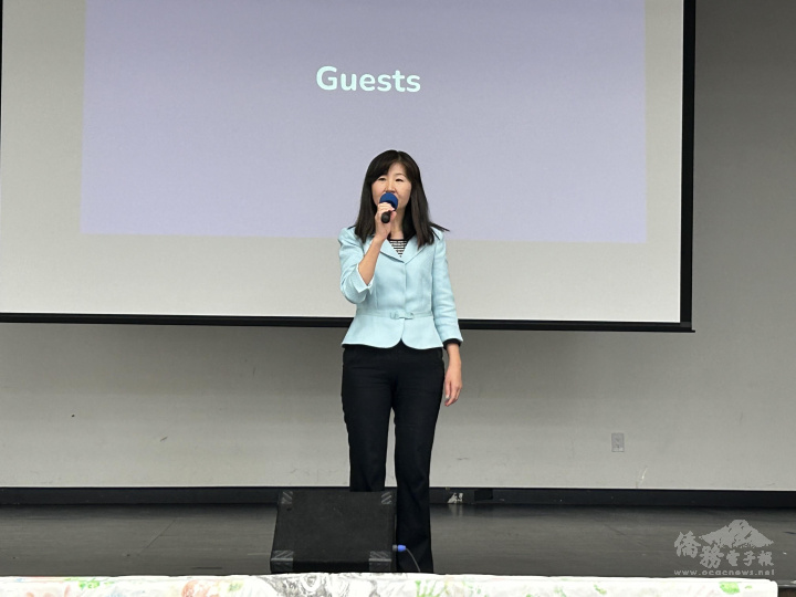 金山灣區文教中心主任莊雅淑致詞