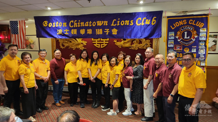 波士頓華埠獅子會董事、幹部及會員合影