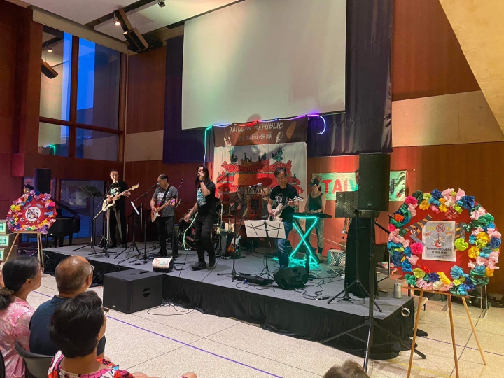 華府臺灣國樂團勁歌炒熱美東臺灣人夏令會