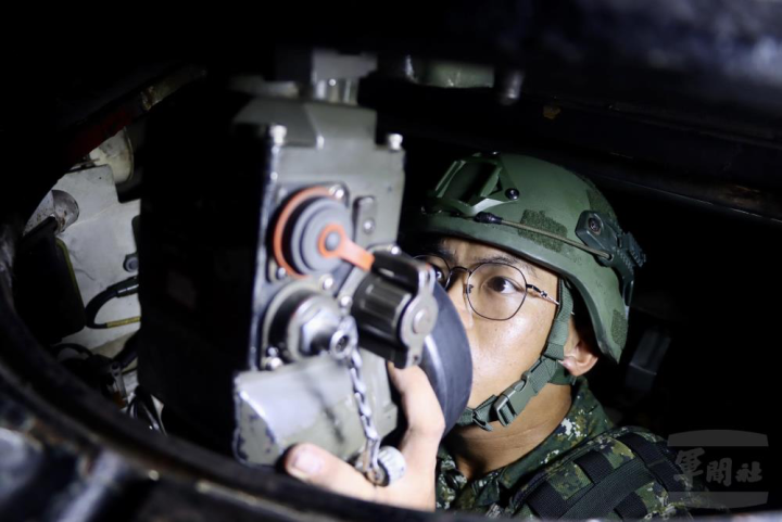 透過實戰化訓練，有效強化官兵處置能力。（陸軍第十軍團提供）