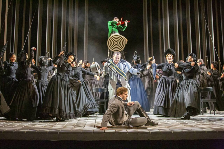 德國作曲家韋伯最著名的歌劇代表作《魔彈射手》，今年9月將首度在台灣演出。(2020奧地利茵斯布魯克劇院首演劇照／衛武營提供)