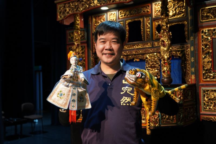 圖為【山宛然劇團】結業藝生黃武山。