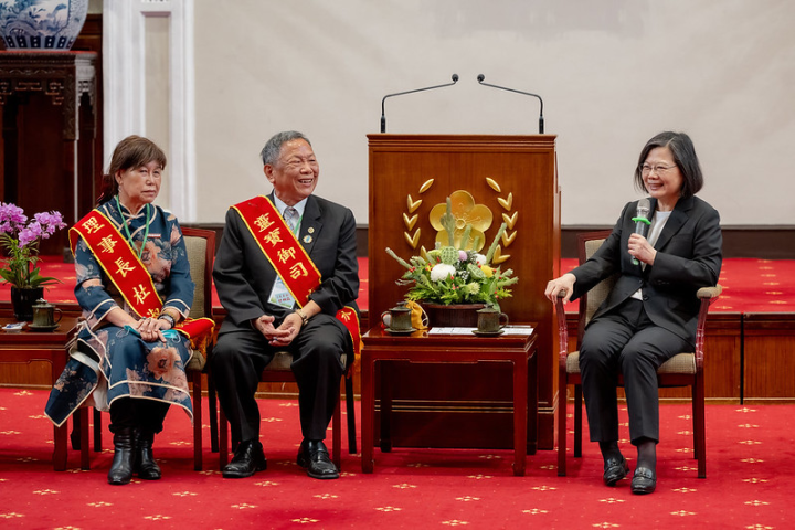 蔡英文總統4日上午接見「社團法人臺灣道教門派聯合總會」