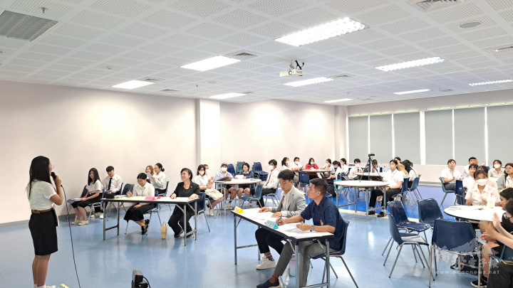 華語朗讀教學情景