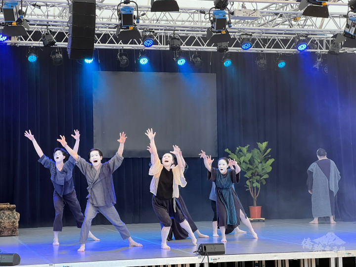 日本知名編舞家我妻惠美子將鬼魂文化與日本的「舞踏」（Butoh）藝術相結合