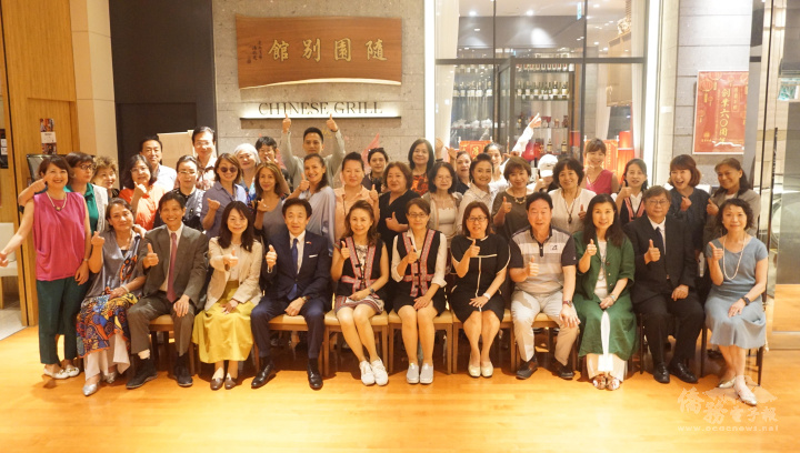 懇親會紀念合影