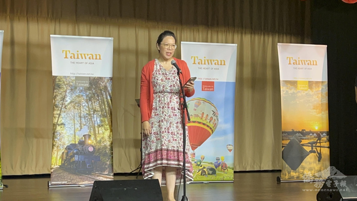 商會會長吳宣蓉致詞 