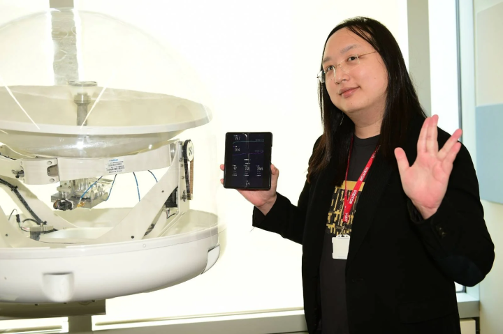 圖為唐鳳部長日前赴英參訪OneWeb (示意圖/圖取自數位發展部)  