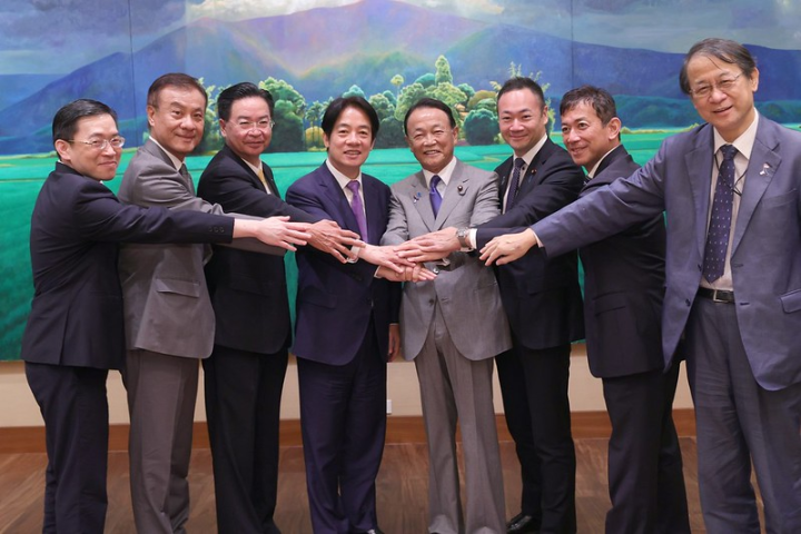 賴清德副總統8日午宴宴請日本前首相暨自民黨副總裁麻生太郎（ASO,TARO）眾議員訪問團