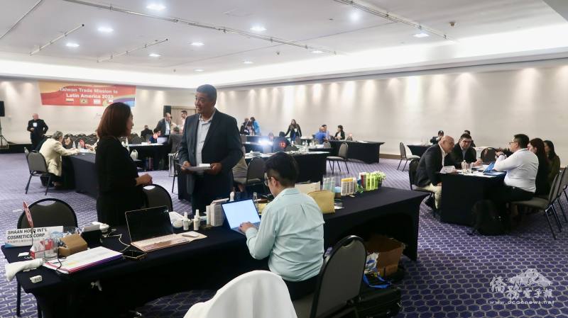 12家臺灣業者與買主洽談熱絡