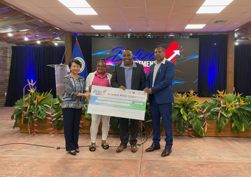 徐儷文出席「2023年貝里斯投資峰會」