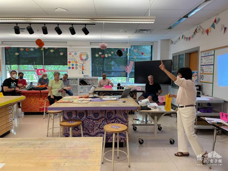 老師們以認真教學為學生帶來華語學習的深厚體驗