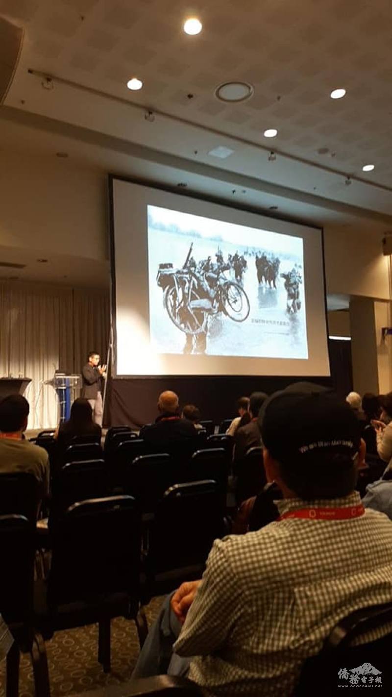 吳明益講述其創作單車失竊記中，單車參與作戰的重大角色