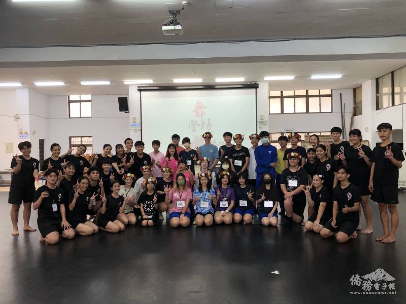 以琳學院學生組團到臺東工商進行文化交流