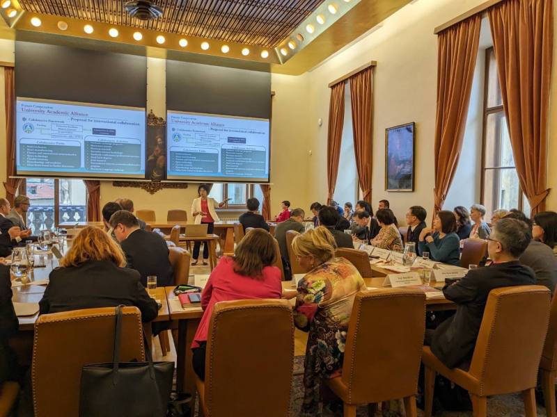 劉次長率我國9所大學代表團與捷克查理士大學等19所大學代表進行交流座談會