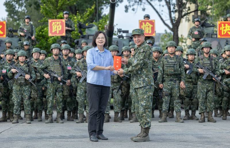 總統秋節慰勉「陸軍52工兵群」