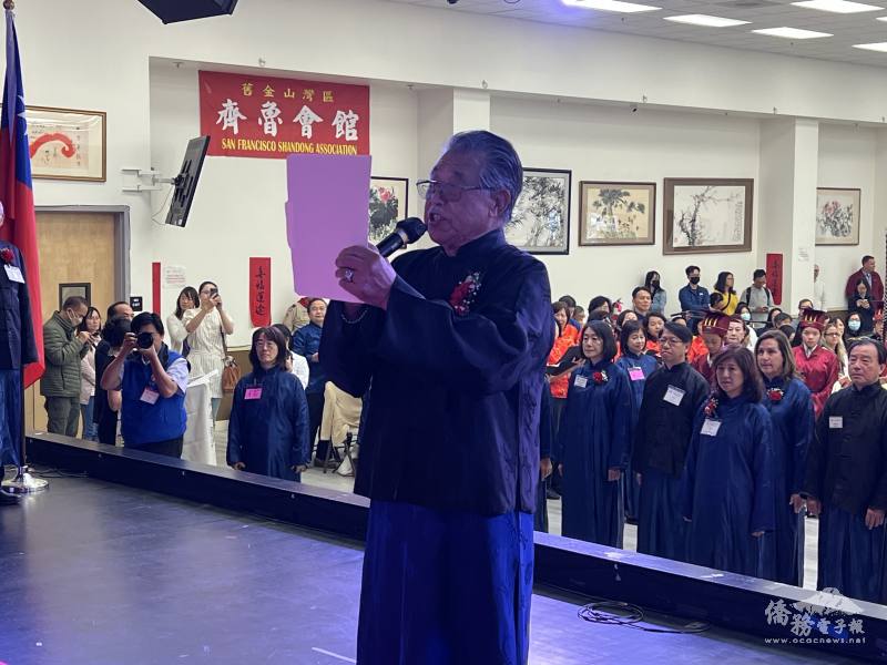 正獻官李作堂恭讀祝文