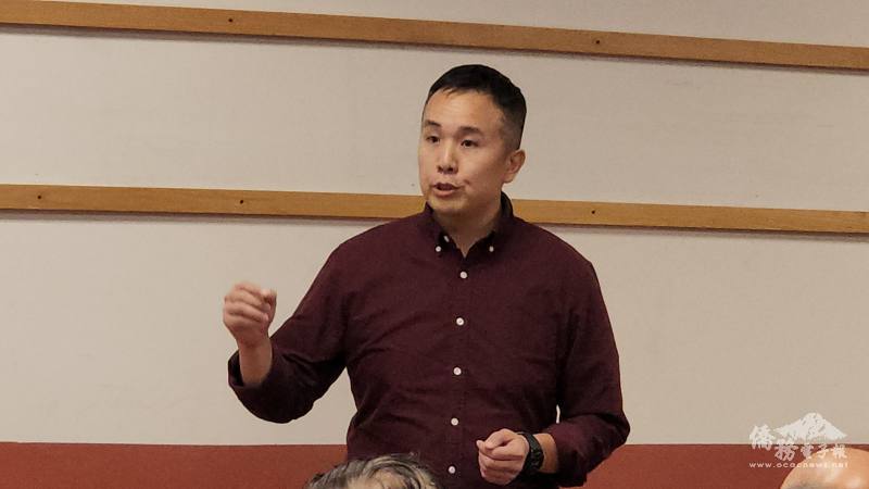 波士頓華埠退伍軍人會會長司徒文信。