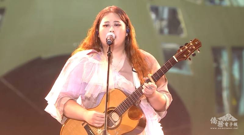 112全球僑校學生暨僑生歌唱大賽冠軍僑生周秋葒演出