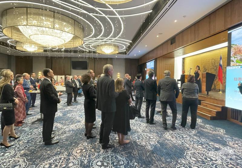 旅德臺籍聲樂家辛凱麗演唱臺灣經典歌謠