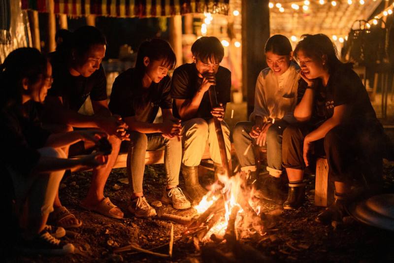 花東縱谷國家風景區管理處推出「一起Qmpah支亞干」部落學習工作營，由部落青年成立的「阿改玩生活」團隊帶領參與民眾體驗部落日常。（花東縱谷國家風景區管理處提供）