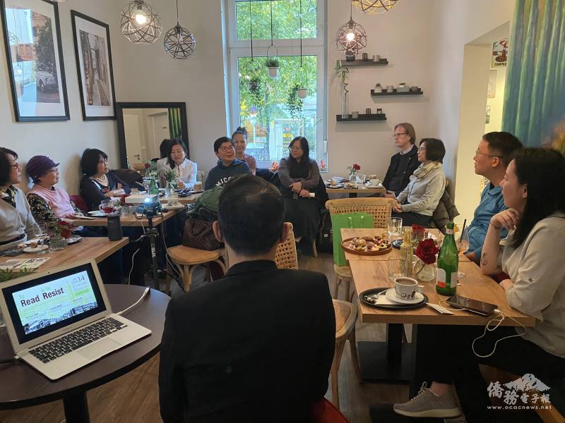 德國法蘭克福左轉有書與僑胞們溫馨交流分享 (左轉有書提供)