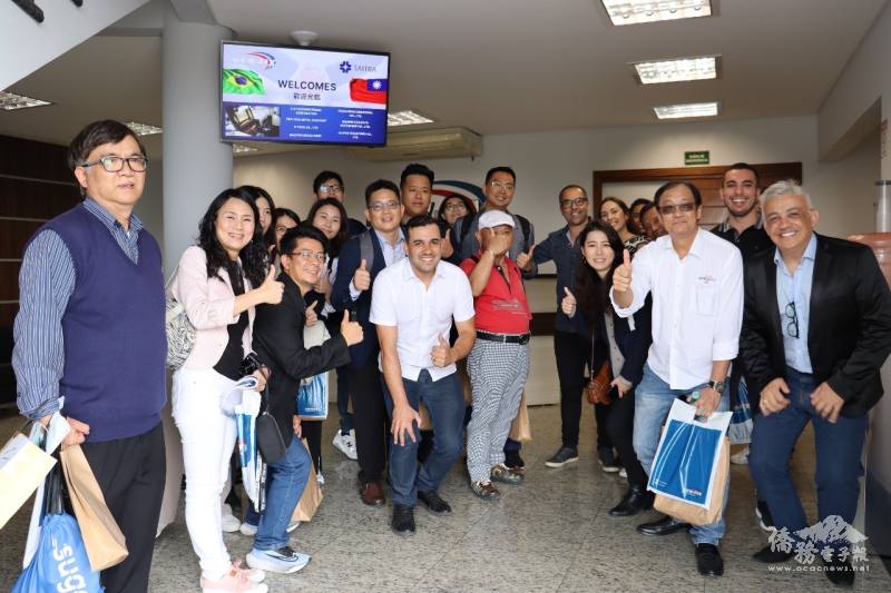 參觀巴西扣件製造商New-Fix公司合影