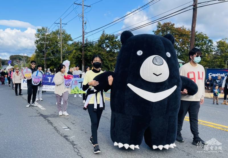 FASCA DC team marching in the parade