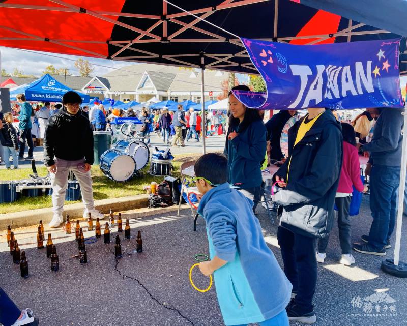 Traditional Taiwanese night market Ring Toss