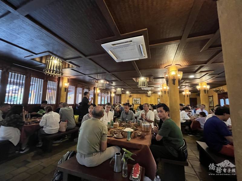 登山健行活動結束後，大家共享豐盛午餐