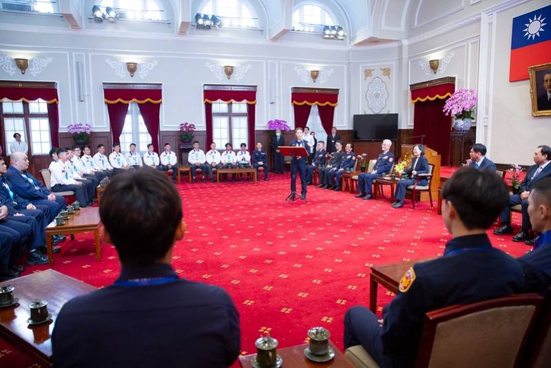 總統接見「2023年第20屆世界警察消防運動會」代表團