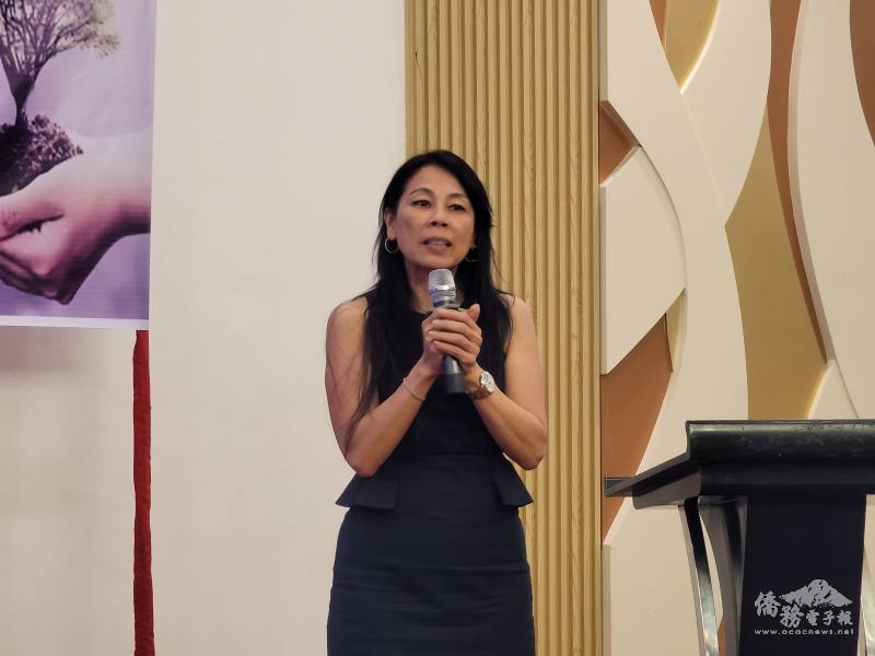 李欣芬說，淨零碳排是全球趨勢，為了因應氣候變遷的影響，各國紛紛開始重視，並以實際行動落實減碳目標