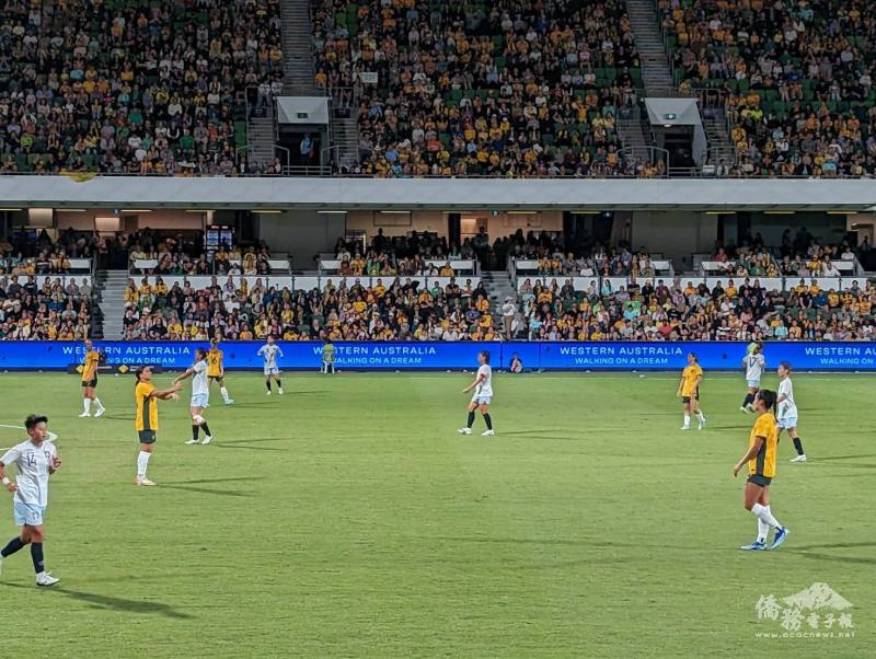 中華女足國家隊對抗地主澳洲隊的比賽現場