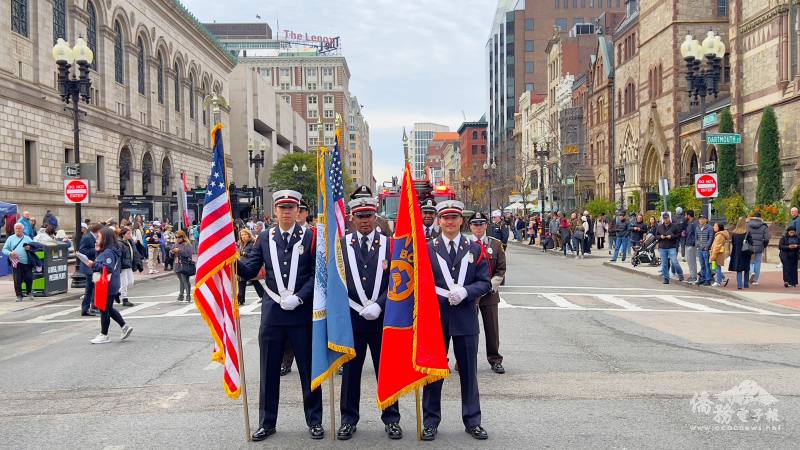 左起華裔楊嘉偉 (Gary Yeung)、千里達裔David Blacdes、猶太裔Matt Drouin等