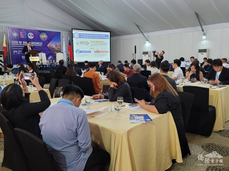 Ernesto V. Perez向與會人士舉例便民局所承辦之檢舉案件