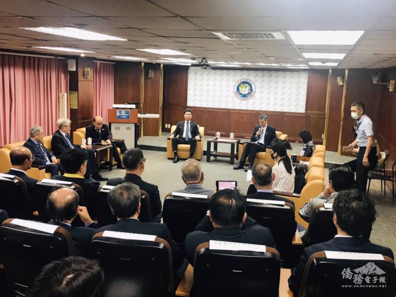 拜會內政部移民署