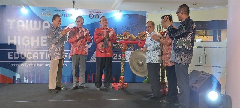 印尼臺灣教育中心在泗水辦理2023年第二次「台灣高等教育展」