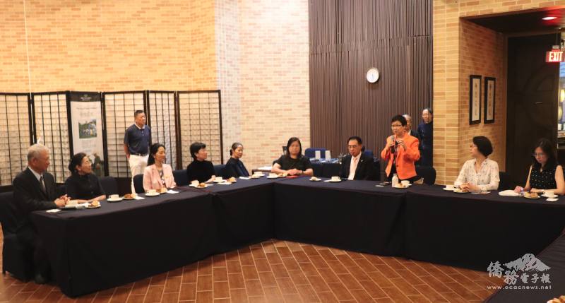 僑務委員長徐佳青與慈濟志工會談