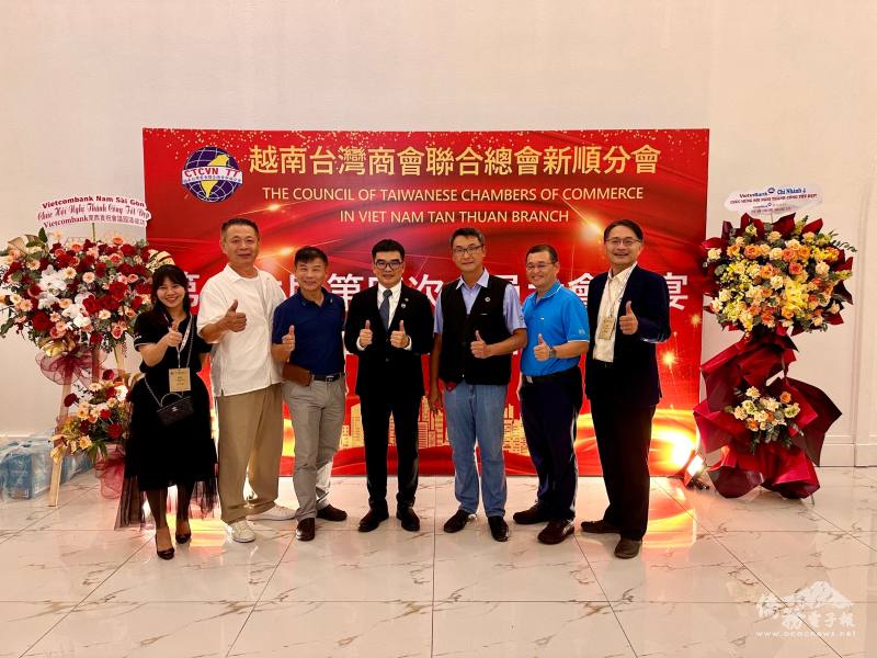 劉佳原（中）表示感謝大家期待