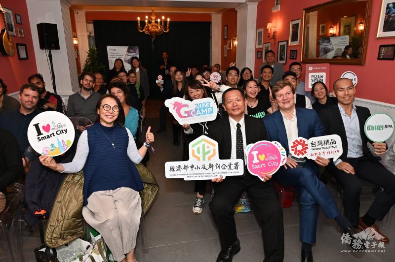 本次臺灣的八家新創團隊，分別是AIPLUX 睿加科技、EMILY.RPA 百林商智、FaceHeart 鉅怡智慧、Lypid 活優科技、Numbers 主張數據、Turing Space 圖靈鏈、Slasify 寰宇優仕以及VMFi 聲麥無線。