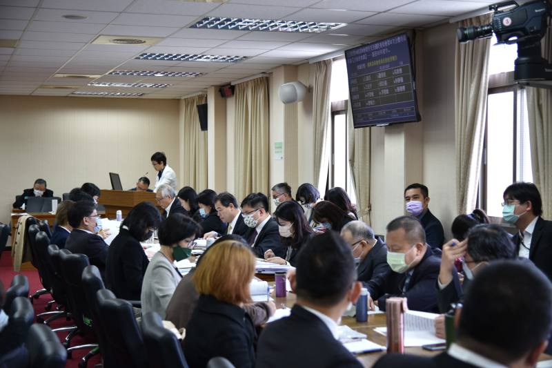 立法院第10屆第8會期外交及國防委員會，僑委會預算報告