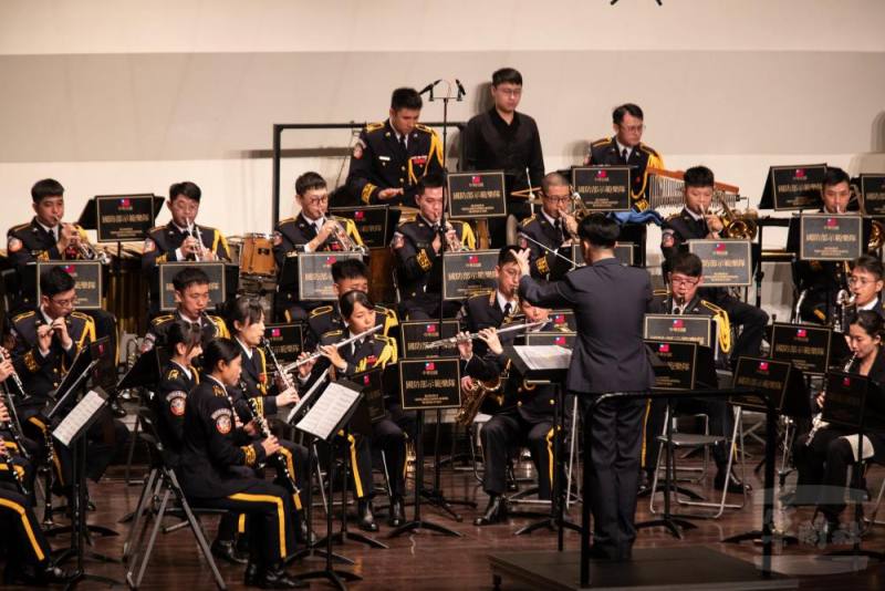 音樂會讓在場所有人員享受一場音樂盛宴。（軍聞社記者吳柏融攝）